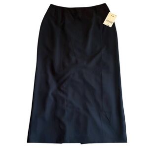 NWT Fully lined Laura Scott stretch skirt Size 10 #10166